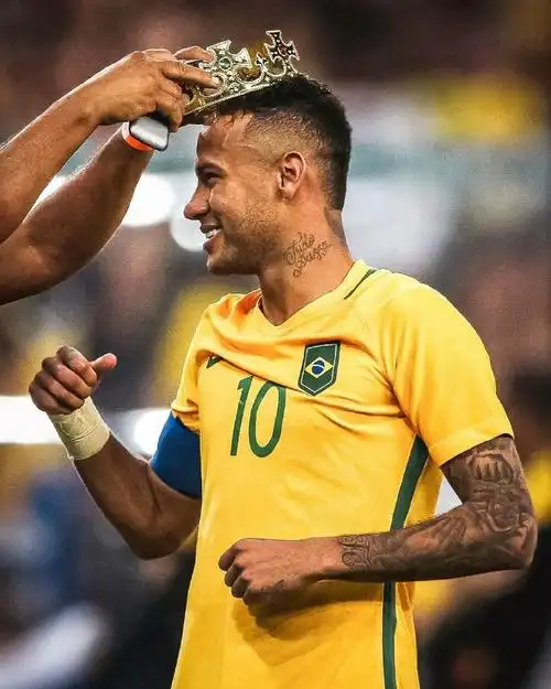 在足球领域 在足球领域