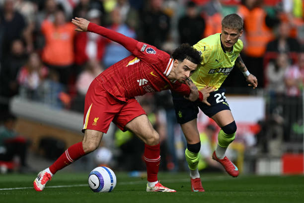 但他们也面 但他们也面