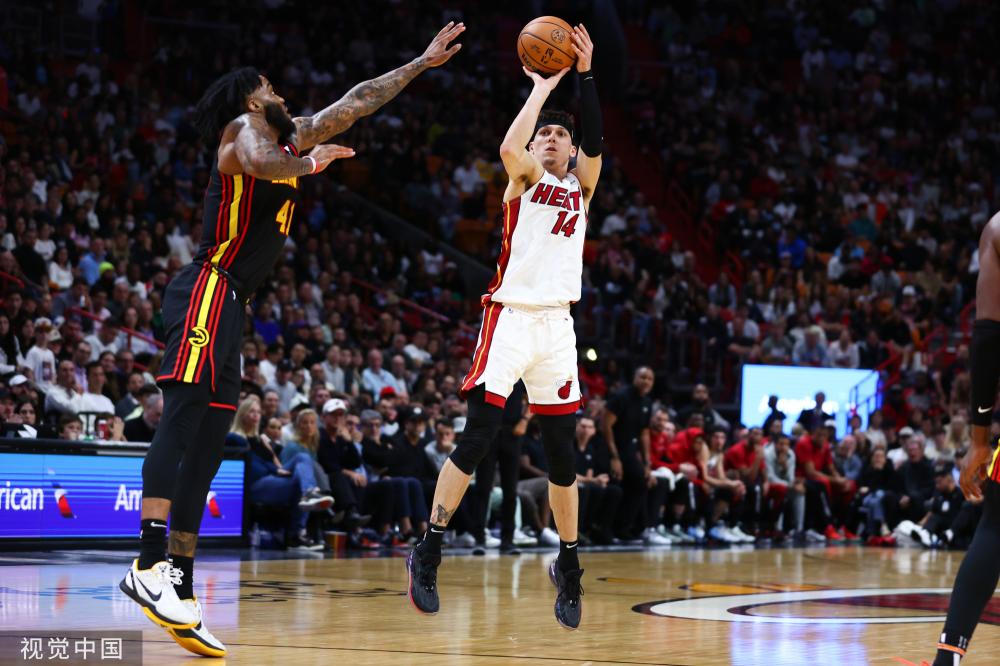 场中经过深 场中经过深